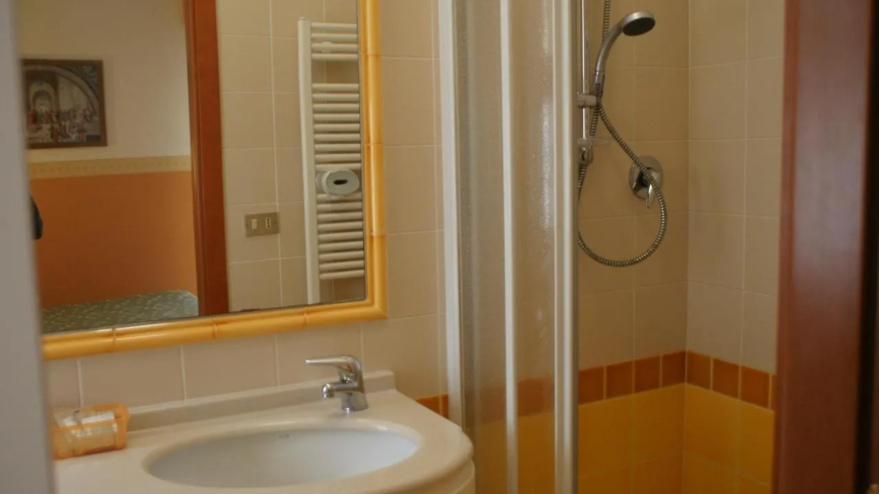 Hotel Verudella Rimini 2*,