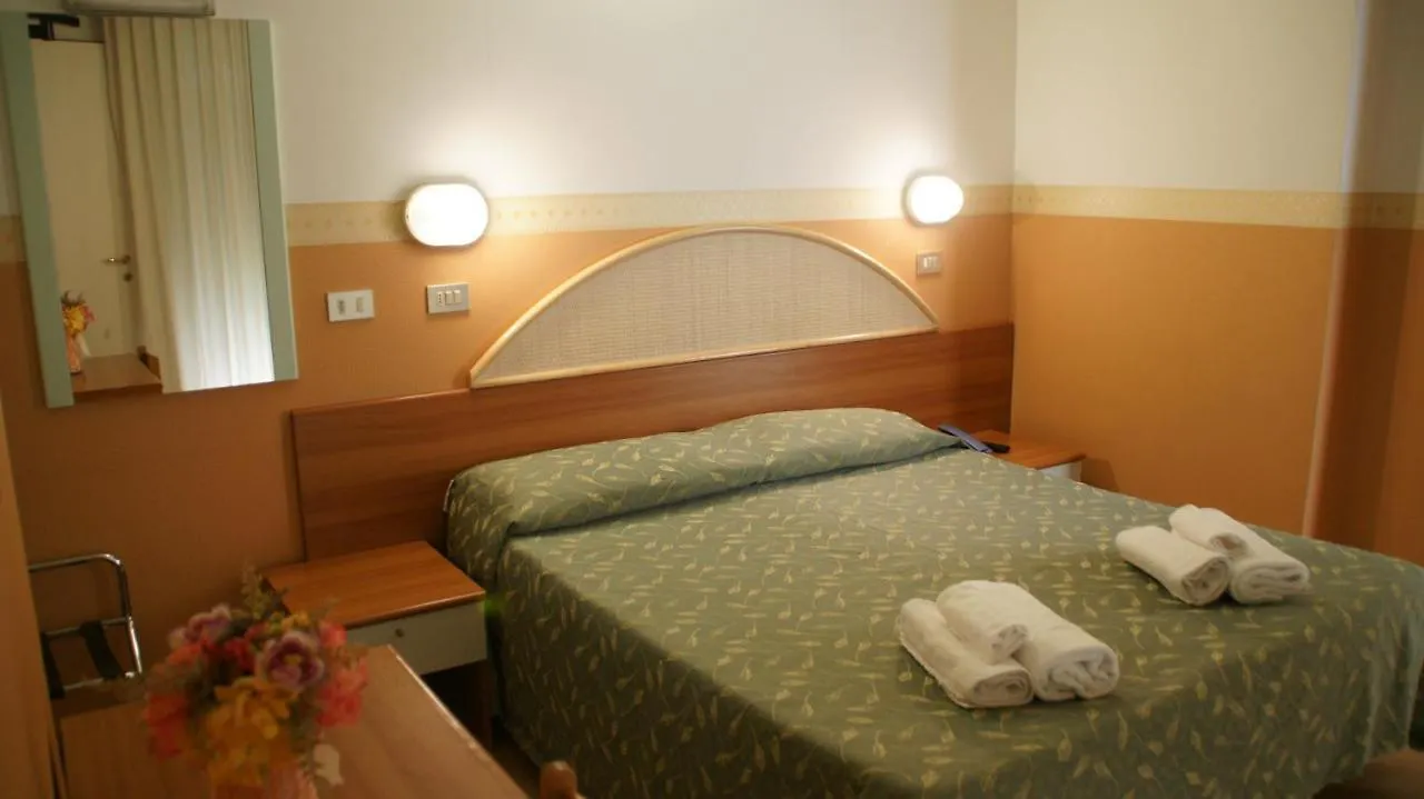 Hotel Verudella Rimini 2*,