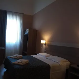Hotel Hhb